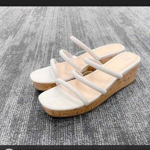 A New day | platform sandals